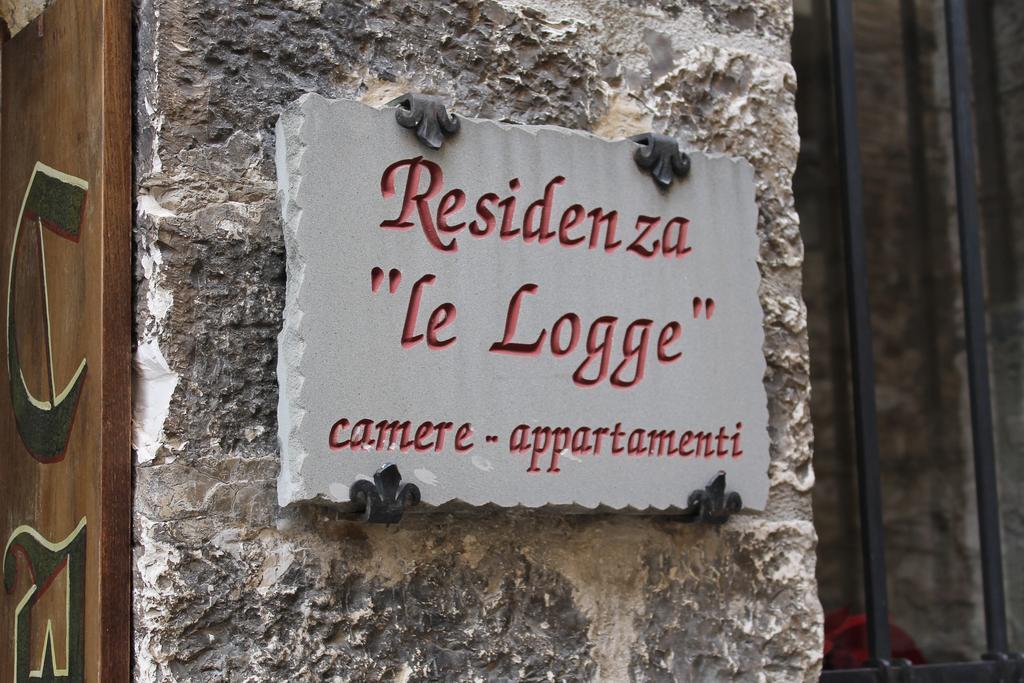 Residenza Le Logge Bed and Breakfast Gubbio Exteriör bild
