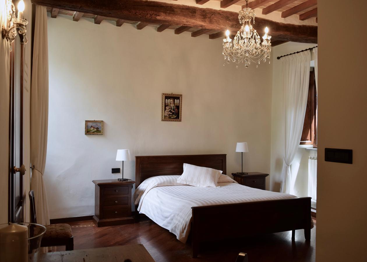 Residenza Le Logge Bed and Breakfast Gubbio Exteriör bild